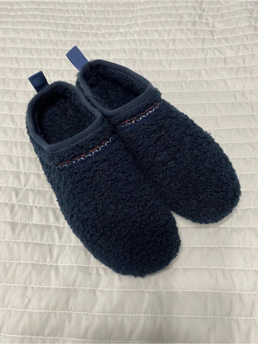 BOMBAS Sunday Navy Blue Slippers Women’s Size 9